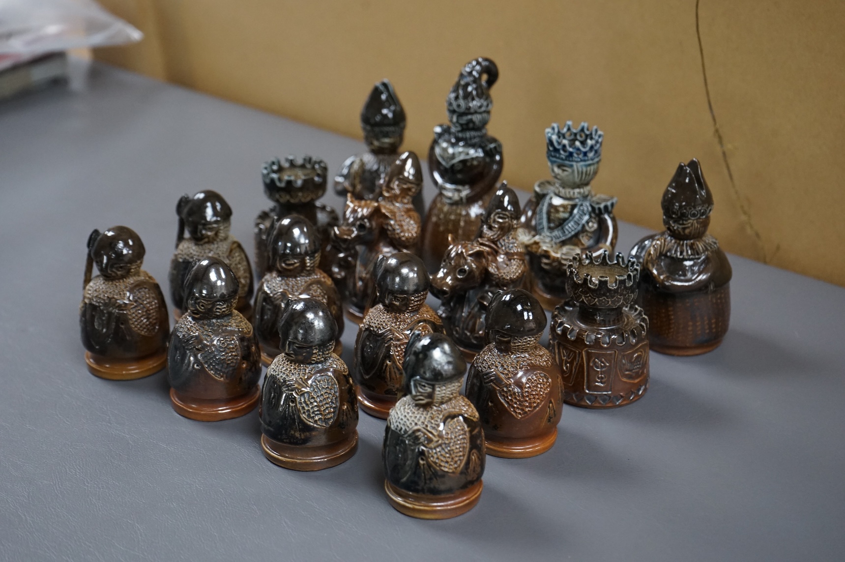 Guy Sydenham (1916-2005), a set of 16 black side chess pieces, tallest 11cm